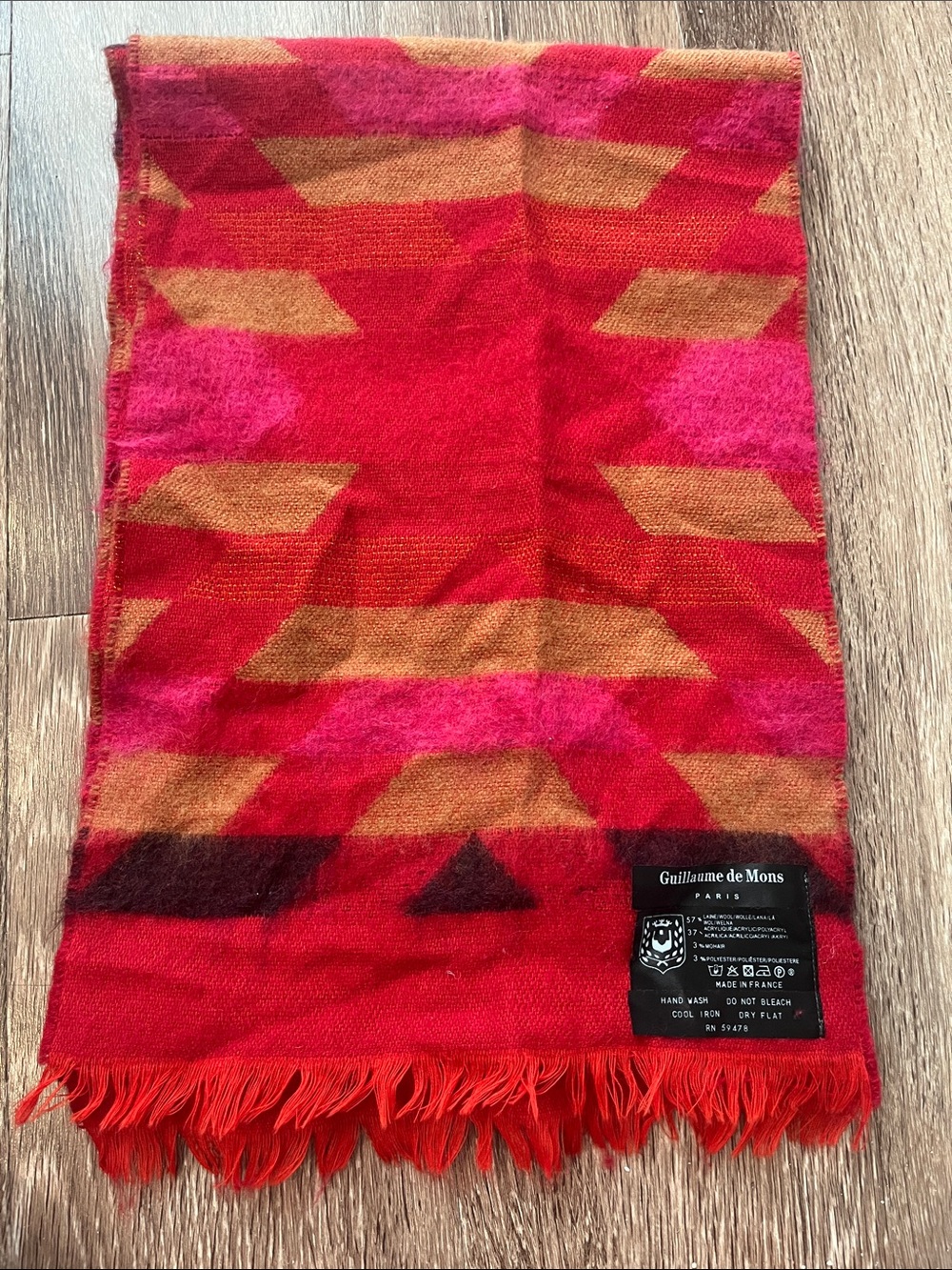 Guillame de Mons Red and Pink Geometric Accent Scarf